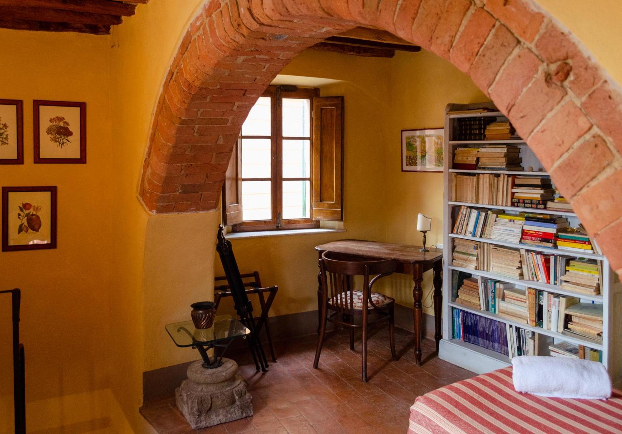Antica Dimora Leones Bed & Breakfast Palaia Luaran gambar